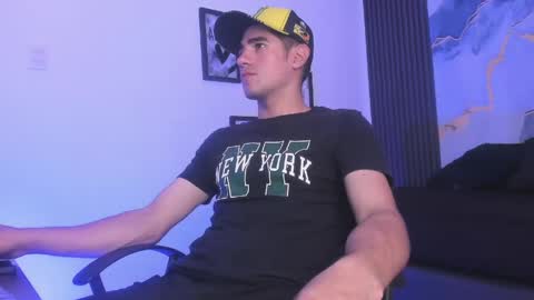 Tommy  online show from 04-27-26, 07:12