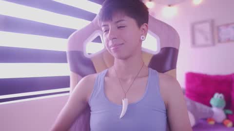 Blue  online show from 03-07-25, 04:22