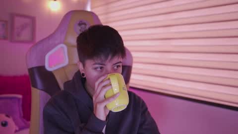 Blue  online show from 03-27-26, 01:22