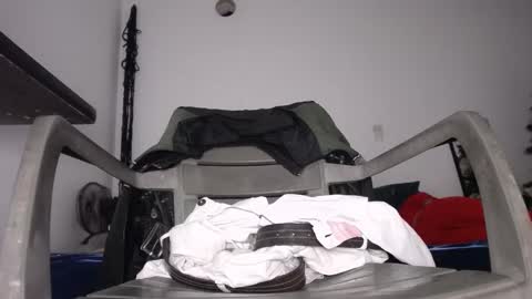   Thomas    online show from 01-04-25, 01:31