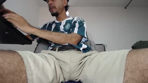   Thomas    online show from 02-22-25, 12:40