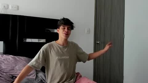   online show from 02-06-25, 02:15