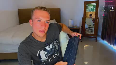 Tommy online show from 10-01-25, 01:55