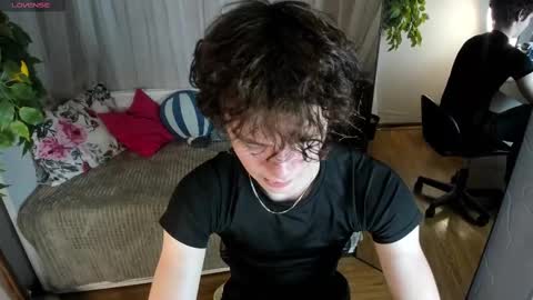 Tommy online show from 03-03-25, 03:20