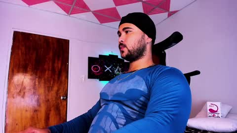 tommy_sccott online show from 12-26-24, 03:16