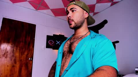 tommy_sccott online show from 01-27-25, 03:15