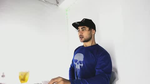 tommy_sccott online show from 09-29-25, 11:42