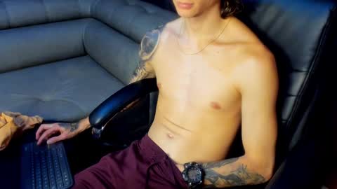 Tommy Slater online show from 01-07-25, 07:49