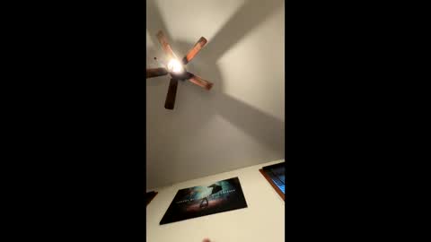 tommygunz62 online show from 12-21-25, 12:23