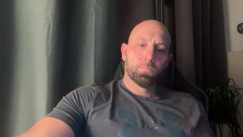 Thomas Fit online show from 10-30-25, 09:48