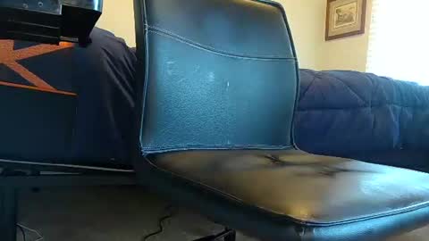 Snapshot of tomt64387741 chatting on 10-16-25, 06:09 Thomas online show from 10-16-25, 06:09