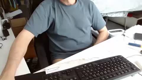 Tom online show from 03-05-26, 11:28