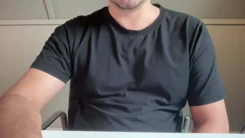 Snapshot of tomtomtommie chatting on 01-15-25, 12:36 DutchTomTom online show from 01-15-25, 12:36