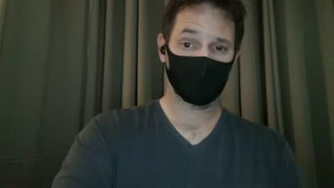 Snapshot of tomuchgirth chatting on 05-14-26, 11:44 TooMuchGirth online show from 05-14-26, 11:44
