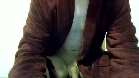 tomygolden online show from 12-19-25, 01:07