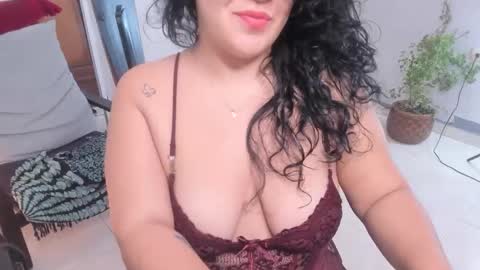lady blue online show from 02-07-26, 10:52
