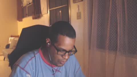 Antonio online show from 09-11-25, 02:22