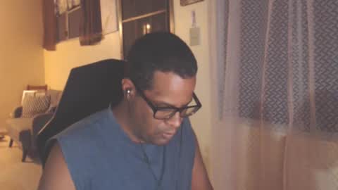 Antonio online show from 09-15-25, 01:38