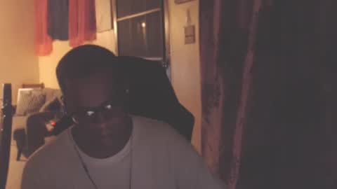 Antonio online show from 09-28-25, 02:06