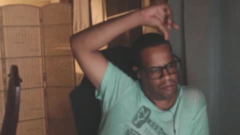 Antonio online show from 04-21-26, 02:26