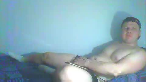 Snapshot of tonny54880 chatting on 02-18-25, 08:14 tonny54880 online show from 02-18-25, 08:14