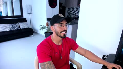 tony muscle1 online show from 01-07-25, 10:08