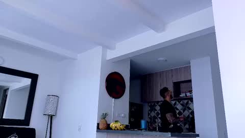 tony muscle1 online show from 09-13-25, 08:52