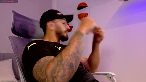 tony muscle1 online show from 04-27-26, 07:01