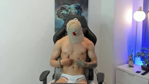 tony_petrov online show from 11-28-25, 01:47