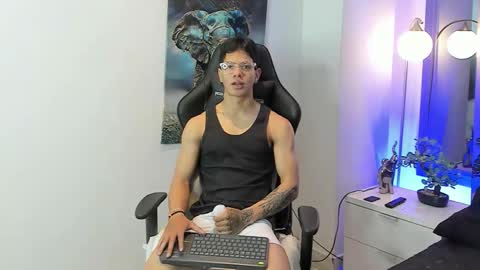 tony_petrov online show from 12-01-25, 12:21