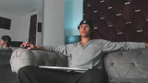 Tony Benedetti online show from 02-12-26, 08:04