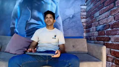 Tony online show from 10-21-25, 12:44