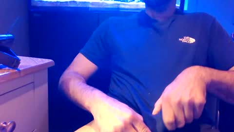 tonymontana202323898991 online show from 10-04-25, 10:57