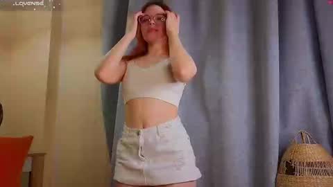 Snapshot of too_cute_blonde_girl chatting on 02-27-25, 04:10 Hey hey Im Megan Pvt open. Im very glad to see you here online show from 02-27-25, 04:10