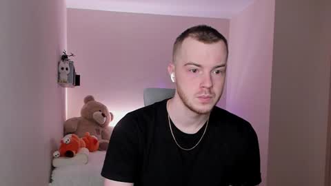 Snapshot of toohornyserj chatting on 12-21-24, 10:51 toohornyserj online show from 12-21-24, 10:51