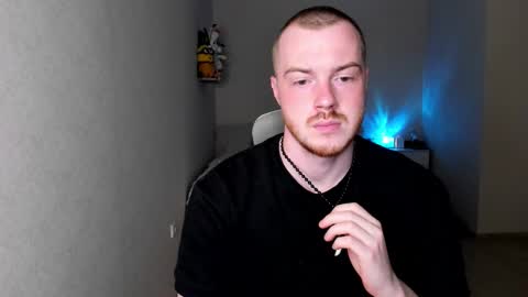 Snapshot of toohornyserj chatting on 10-10-25, 08:08 toohornyserj online show from 10-10-25, 08:08