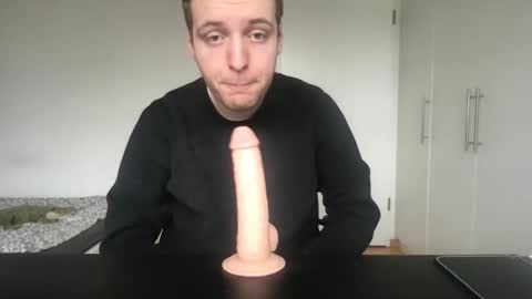 Max online show from 02-28-26, 12:28