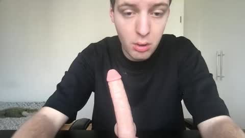 Max online show from 03-06-26, 07:49