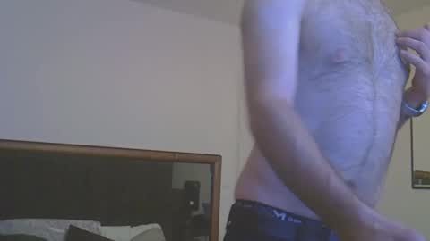 Snapshot of tootsybird chatting on 01-10-26, 05:31 tootsybird online show from 01-10-26, 05:31