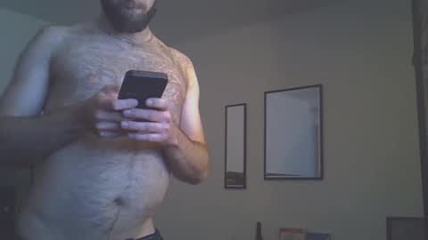 Snapshot of tootsybird chatting on 01-17-26, 12:59 tootsybird online show from 01-17-26, 12:59