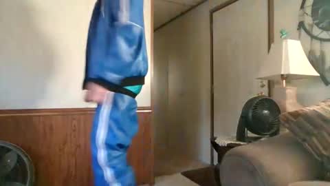 SagMeOreduceMe online show from 11-28-25, 09:17