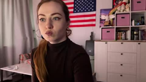 Lina  Next stream January 4  11am UTC 0 online show from 05-18-26, 03:18