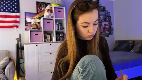 Lina  Next stream January 4  11am UTC 0 online show from 07-25-26, 12:03