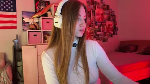 Lina  Next stream January 4  11am UTC 0 online show from 07-28-26, 04:50