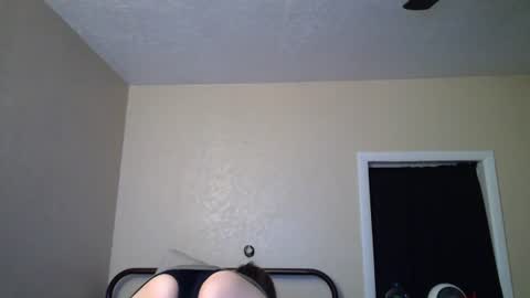 Snapshot of tori9997 chatting on 06-13-26, 06:44 butterfly princess online show from 06-13-26, 06:44
