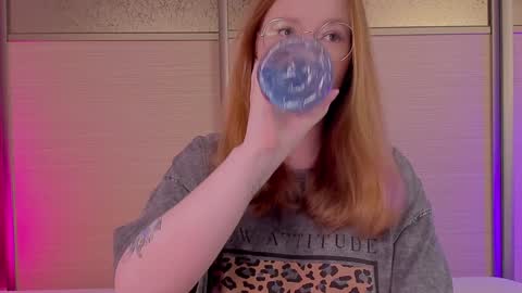 Snapshot of tori_the_witch chatting on 01-24-25, 01:03 Tori online show from 01-24-25, 01:03