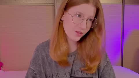 Snapshot of tori_the_witch chatting on 02-01-25, 06:00 Tori online show from 02-01-25, 06:00