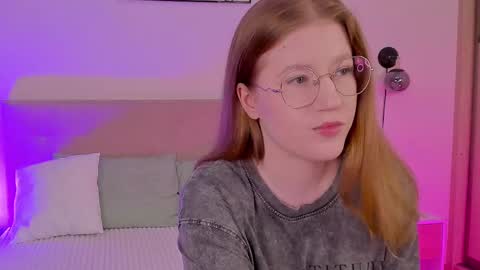 Snapshot of tori_the_witch chatting on 02-17-25, 10:07 Tori online show from 02-17-25, 10:07