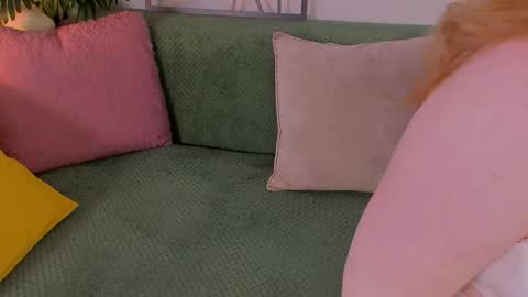 Snapshot of tori_the_witch chatting on 09-21-25, 05:31 Tori online show from 09-21-25, 05:31