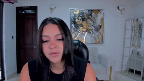 Snapshot of toricross1 chatting on 01-29-25, 12:45 Tori Cross online show from 01-29-25, 12:45